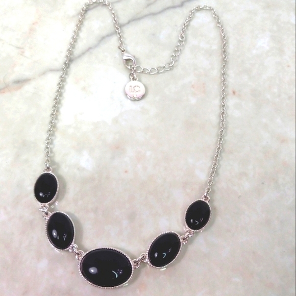 Liz Claiborne Jewelry - Liz Claiborne Simple Elegant Black Oval Statement Necklace, Silver Tone, 19"